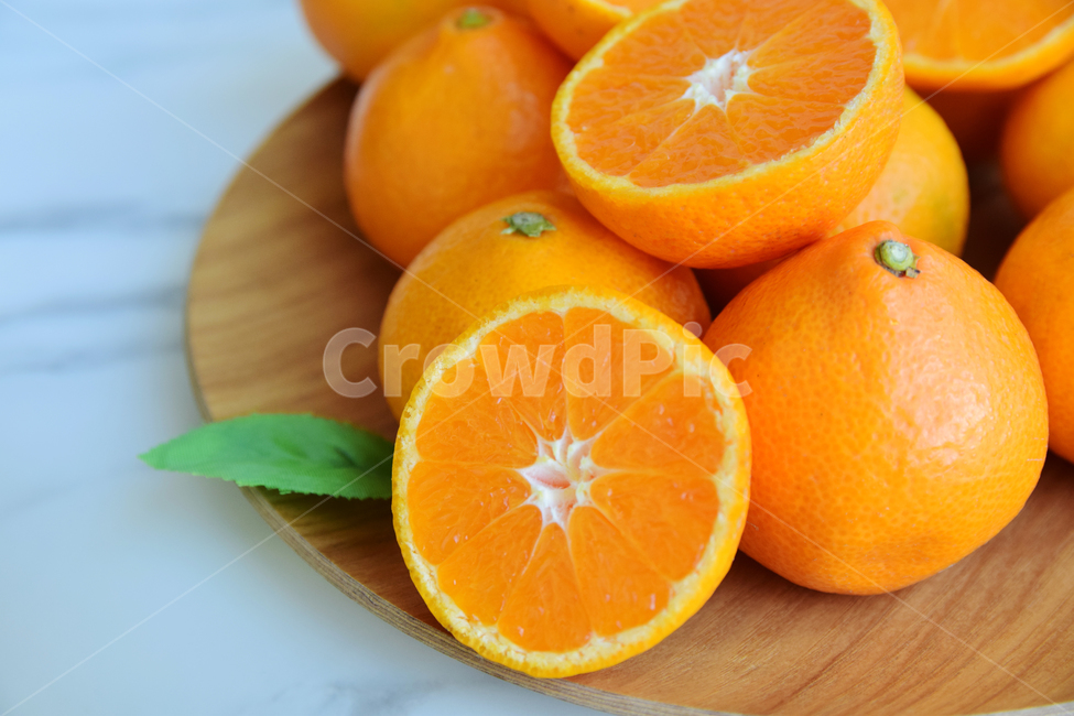 귤,감귤,과일,겨울과일,감귤류과일,접시,귤단면,식재료,음식,주황색,orange,citrusfruit,fruit,food,tangerine,음식,식재료,요리,food,cook,meal,dishes,food reserves,과일,열매,fruit