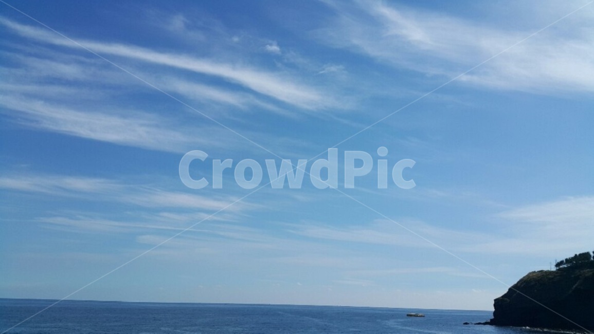 시원한바람,제주도바다,제주도,바람,바다,하늘,구름,감성,힐링,하얀색,흰색,파랑색,푸른바다,파란바다,여름하늘,여름,제주도여름,풍경,자연,하늘색