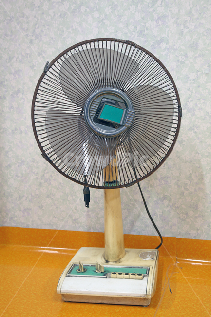 선풍기,옛날,70년대,80년대,여름,생활,용품,생활용품,가전,가전제품,생필품,전기,날개,빈티지,엔틱,복고,레트로,오브젝트,사물,물건,복고풍,오래된,추억,문화,한국