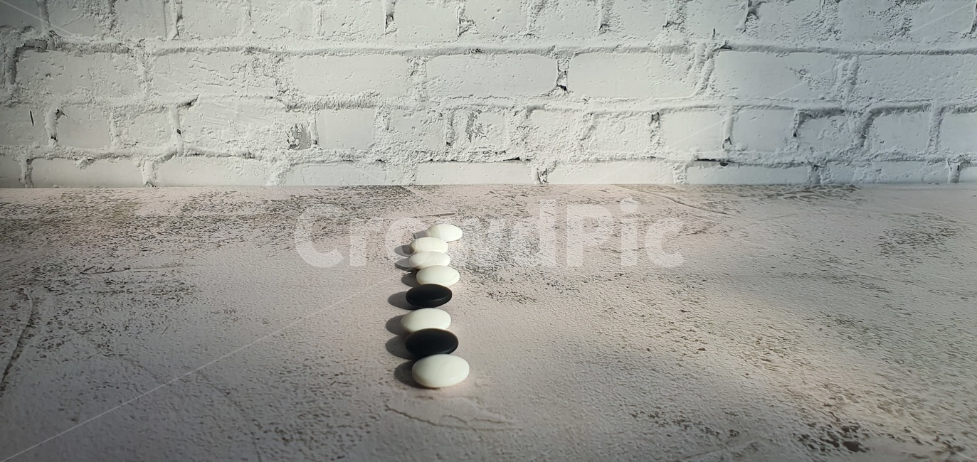 바둑,바둑알,흰색,검정,검은색,흑,적,흰돌,검은돌,china,traditional,go,black,white,game,strategy,chinese,table,stone,oriental,asia,ancient,intelligence,strategical,hobby,logic,meditation,philosophy,tactical,orient,strategygame,strategic,blackvswhite,board,asian