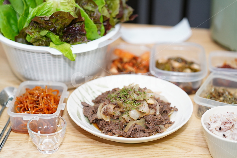 먹거리,불고기,육식,육류,음식,술안주,반찬,푸드,한식,쌈,그릇,접시,집밥,요리,식사