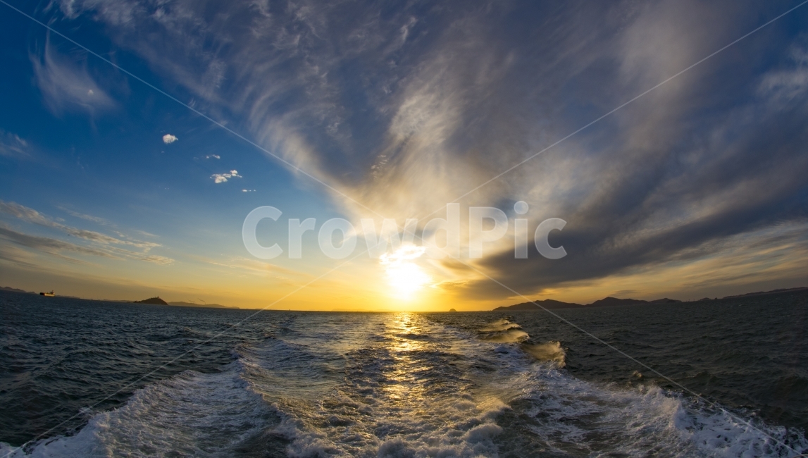 자연,바다,노을,석양,구름,하늘,물결,위대함,sunset,자연,풍경,nature,landscape,outdoors,옥외,ocean,대양,water,물,sea,sunlight,햇빛,flare,플레어,light,빛