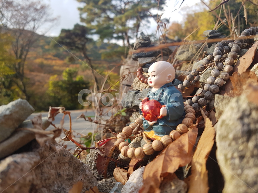 동자승,동자승조각,절,염주,스님,목탁,종교,신앙,religion,belief,faith