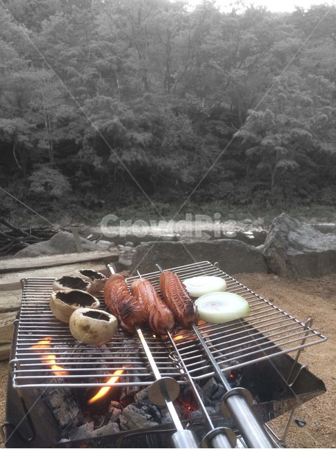 캠핑,캠핑화로,캠핑바베큐,소세지구이,직화소세지