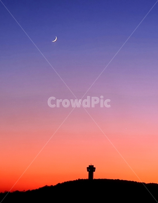 nature,초승달,석양,노을,하늘,등대,lighthouse,실루엣,그림자,silhouette,shadow