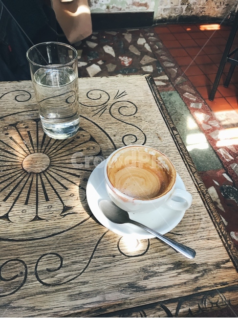 카페,커피,카푸치노,라떼,cafe,coffee,감성,음식,음료,유럽,휴식,따뜻한분위기,빈티지감성,파리,세계,paris,커피,카페,coffee,cafe