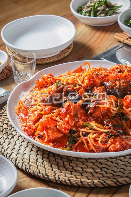 아구찜,아귀찜,찜요리,해물찜,생선찜,해산물,수산물,콩나물,미더덕,한식,한국음식,음식,아구,아귀,음식점,양념,소스,양념소스,아구찜소스,아귀찜소스,먹방,식사,먹거리,요리,한국요리,해물요리,생선,생선요리,찜,손질아구,손질아귀,생물아귀,생물아구,식당,한국음식점,한국식당,별미,매콤,매콤소스,매운양념,매콤양념,아구찜양념,아귀찜양념,매운요리,매운음식,마산아구찜,마산아귀찜
