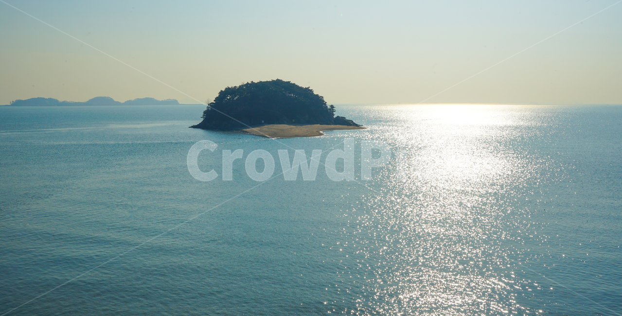 바다,섬,빛,반사빛,보케,감성,풍경,수평선,목섬,자연,풍경,nature,landscape,한국자연풍경,한국자연경관,korea nature landscape,outdoors,옥외,land,땅,ocean,대양,water,물,sea,shoreline,해안선,coast,연안