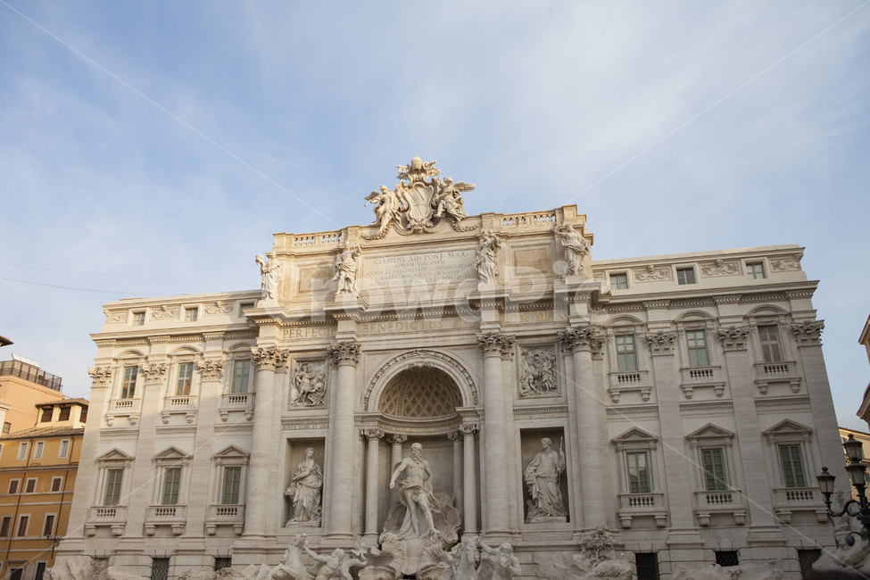 FontanadiTrevi,Europe,Italy,Rome,Roma,트레비분수,폴리대공궁전,유럽,이탈리아,로마,랜드마크,landmark,tourist attraction,해외,외국,세계,foreign,oversea,world,세계랜드마크,해외랜드마크,외국랜드마크,world landmark,world tourist attraction,조각상,동상,석상,조형물,statue,bronze statue,stone statue,건축물,건물외관,exterior,building,structure,architecture,construction,건물,city,시티,urban,어반,town,도시,downtown,도심