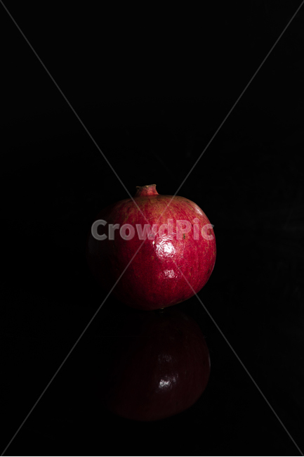 석류,pomegranate,과일,fruit,빨간색,빨강,누끼,음식,식재료,요리,food,cook,meal,dishes,food reserves,과일,열매,fruit