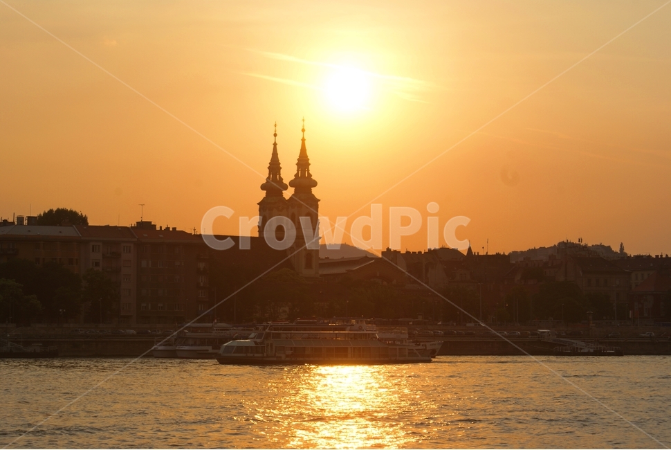 light,빛,flare,플레어,sunlight,햇빛,hungary,budapest,river,sunset,riverside,danube,sunburn,해외,외국,세계,foreign,oversea,world
