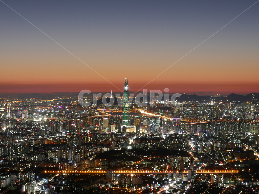 서울,야경,남산타워,제2롯데월드,n서울타워,일몰,황혼,서울야경,서울풍경,산,능선,한국도시풍경,한국도시경관,랜드마크,한국관광지,한국명소,한국랜드마크,건물,중심지,한강,landscape,nightscape