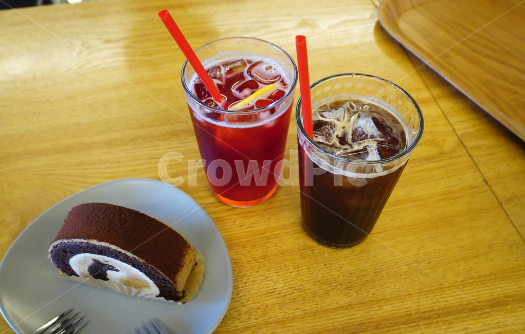 에이드,아메리카노,케익,빵,컵,디저트,후식,컬러,색감,유리,레드,아이스,얼음,음식,식재료,요리,food,cook,meal,dishes,food reserves,빵,bread,디저트,간식,후식,dessert,snack,음료수,drink,beverage