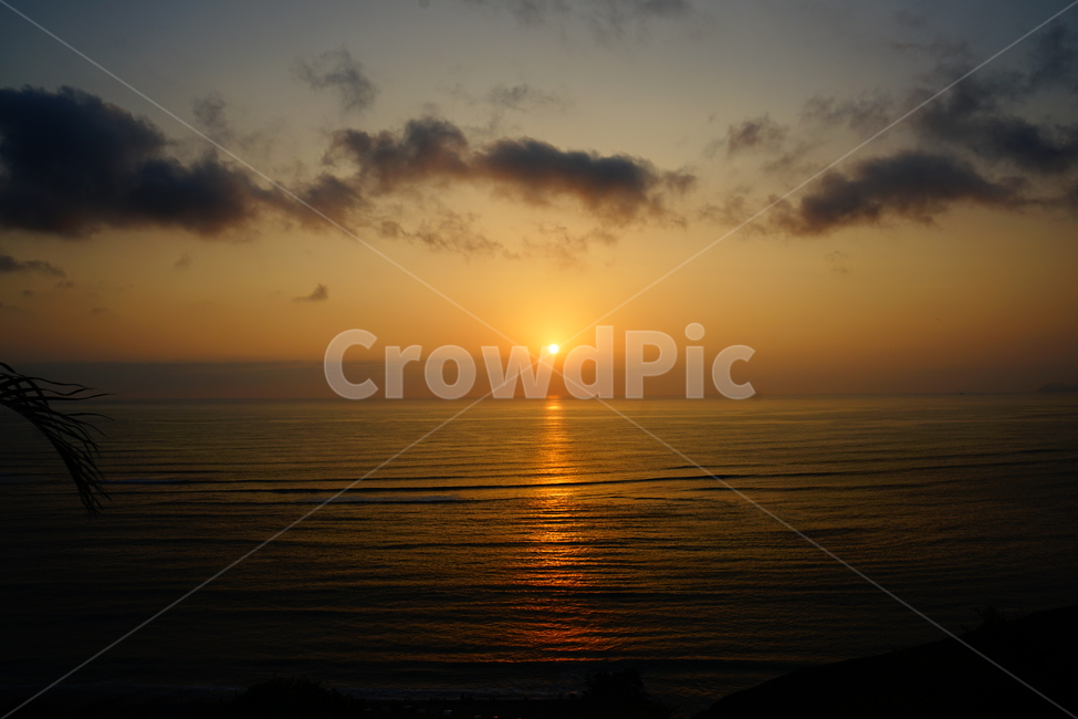황혼,하늘,일몰,햇빛,바다,바다일몰,붉은하늘,sunset,outdoors,빛,자연,자연,풍경,nature,landscape