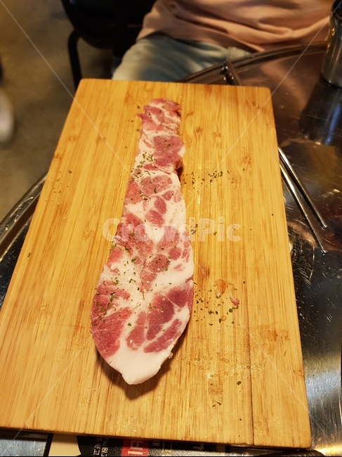 고기,마블링,특이부위,돼지고기,돼지,고깃집,식당,돼지부위,고기식당