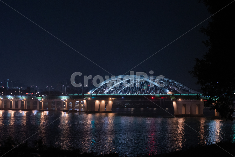 building,건물,architecture,건축물,bridge,다리,야경,야경,밤,풍경,nightscape,night,landscape,건축물,건물외관,exterior,building,structure,architecture,construction