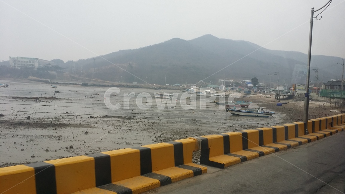 섬,바다,항구,풍경,자연풍경,안개,island,흐림,갯벌,서해,sea,썰물,인천,흐린날,자연,풍경,nature,landscape,산업,industry,industrial,어업,fishery,fishing industry