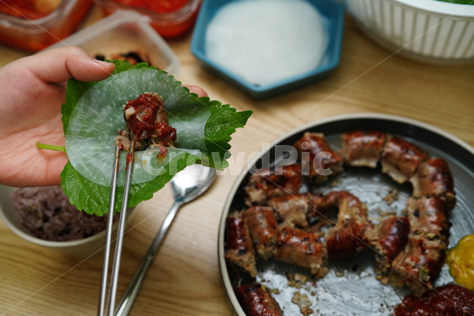 순대,순대스테이크,먹거리,음식,한식,간식,술안주,안주거리,푸드,육류,육식,food,쌈,음식,식재료,요리,food,cook,meal,dishes,food reserves