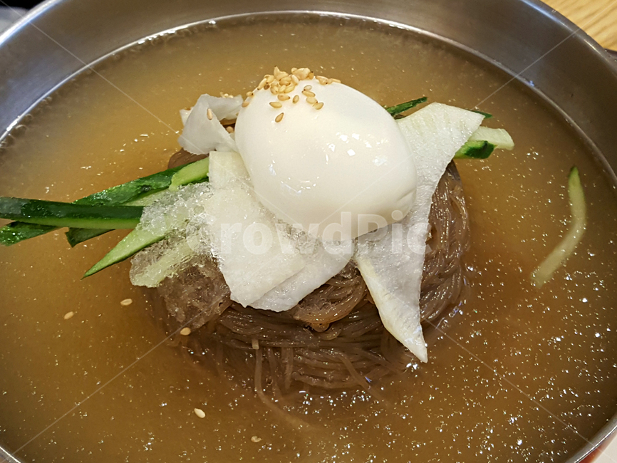 물냉면,냉면,food,음식,계란,egg,식사,음식,식재료,요리,food,cook,meal,dishes,food reserves,면류,면요리,noodles,한식,한국음식,한국요리,korean food,korean dishes,korean meal,korean cook