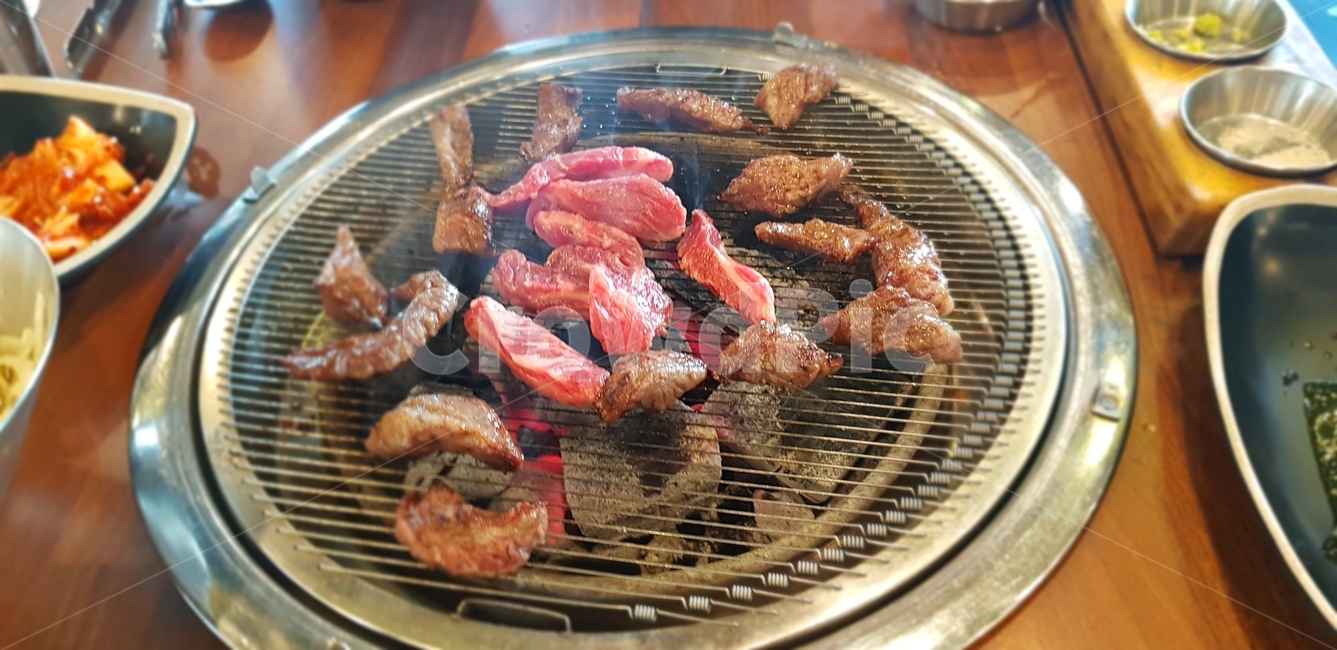 고기,밥,소고기,군침,외식,음식,음식,식재료,요리,food,cook,meal,dishes,food reserves,육류,고기,meat,한식,한국음식,한국요리,korean food,korean dishes,korean meal,korean cook