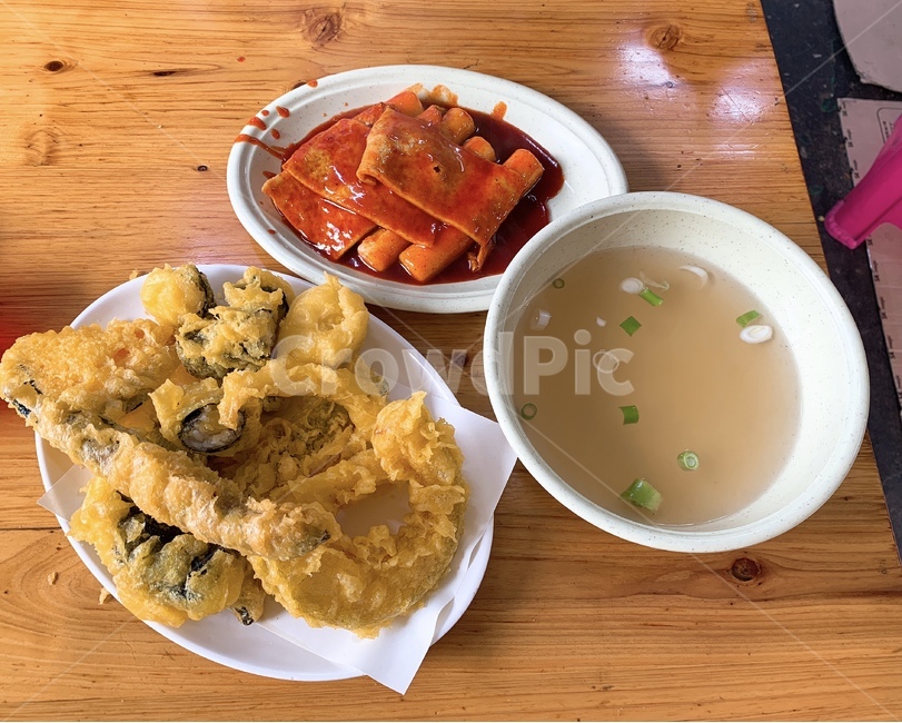 dish,요리,meal,식사,food,식품,bowl,사발,떡볶이,오뎅국물,튀김,분식,fried,tteokbokki,schoolfood,음식,음식,식재료,요리,food,cook,meal,dishes,food reserves