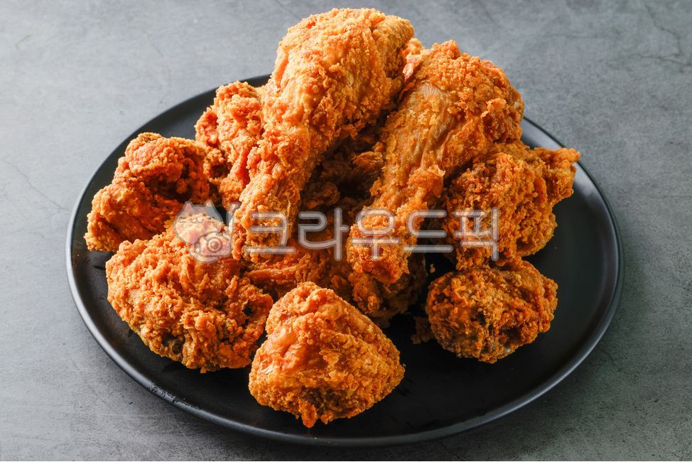 chicken,fried food,plate,bowl,friedchicken,Fried Chicken,ingredients,cooking,koreanfood,close up,cook,Korean,delicious,food,meal,closeup,dish,pride,fresh,fried chicken