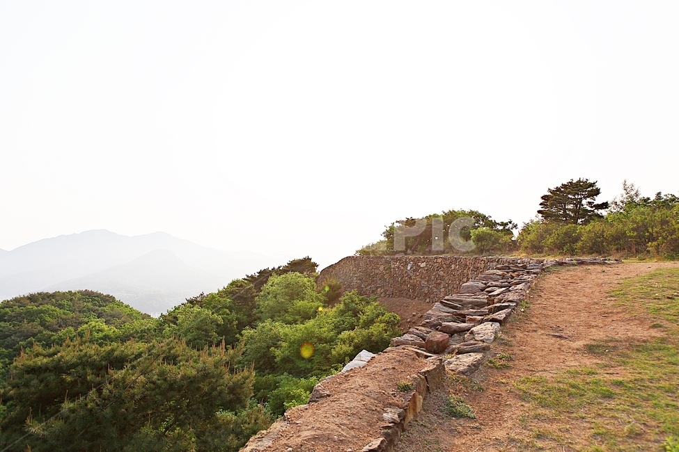 성,전등사,전등사성곽,돌담,숲길,자연,배경,풍경