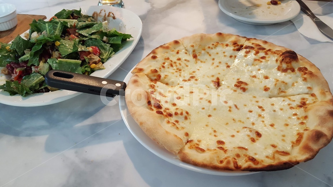 고르곤졸라,피자,고르곤졸라피자,pizza,food,dishes,restaurant