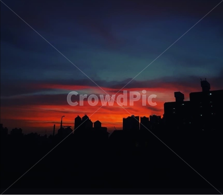 하늘,풍경,자연,노을,마을풍경,마을,비온뒤,도시,풍경,city,landscape,실루엣,그림자,silhouette,shadow,nature,outdoors,옥외,sunset,일몰,dawn,새벽,red sky,붉은 하늘,sky,dusk,황혼