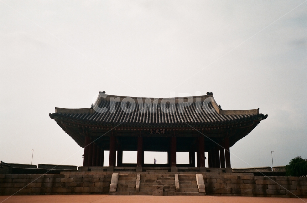 수원,화성,성벽,성벽길,길,한국전통,한국전통건물,한국전통,한국문화,korean traditional,korean culture,랜드마크,landmark,tourist attraction,한국랜드마크,한국관광지,한국명소,korea landmark,korea tourist attraction,건축물,건물외관,exterior,building,structure,architecture,construction