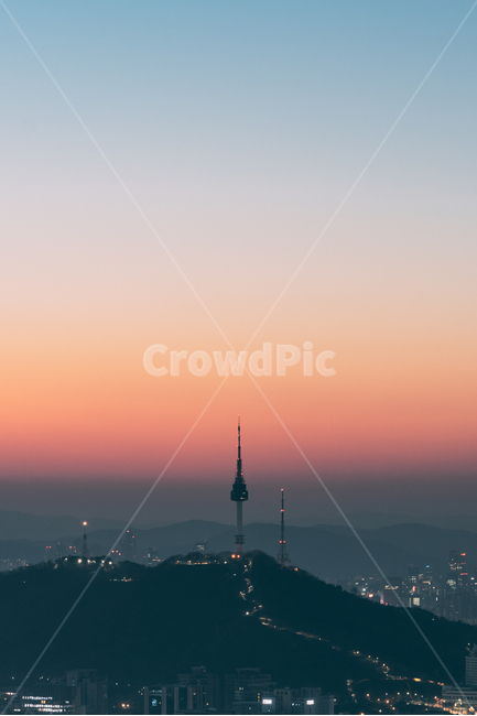 남산타워,n서울타워,건물,서울,동네,배경화면,도심,풍경,landscape,city,한국도시풍경,한국도시경관,korea,cityscape,하늘,sky,산,야경,밤,풍경,nightscape,night,landscape,도시,city,한국도시풍경,한국도시경관,korea cityscape,랜드마크,landmark,tourist attraction,한국랜드마크,한국관광지,한국명소,korea landmark,korea tourist attraction,steeple,뾰족한 탑,architecture,건축물,building,spire,첨탑,tower,탑,nature,자연,outdoors,옥외