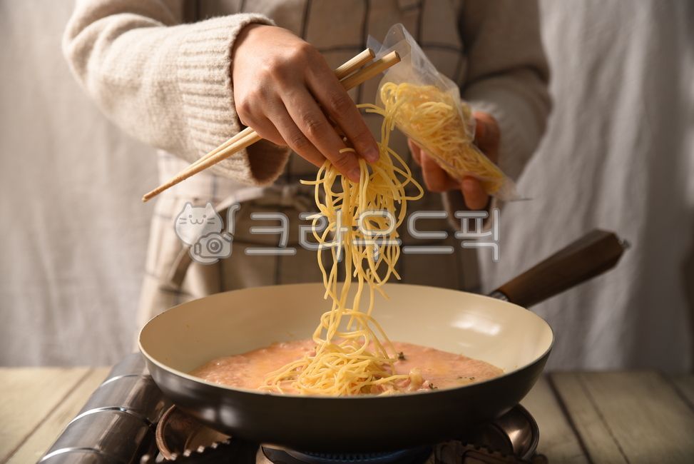 Cooking,ros,pasta,Pasta noodles,rose,rosepasta,cooking,rose pasta,food