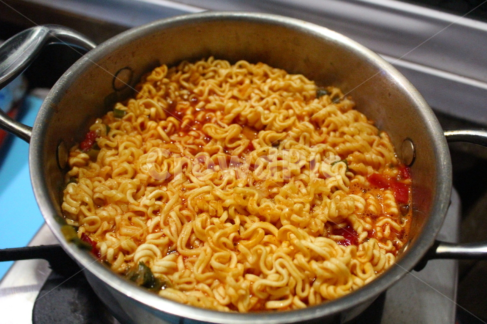 라면,매운라면,한국라면,자취생,자취
