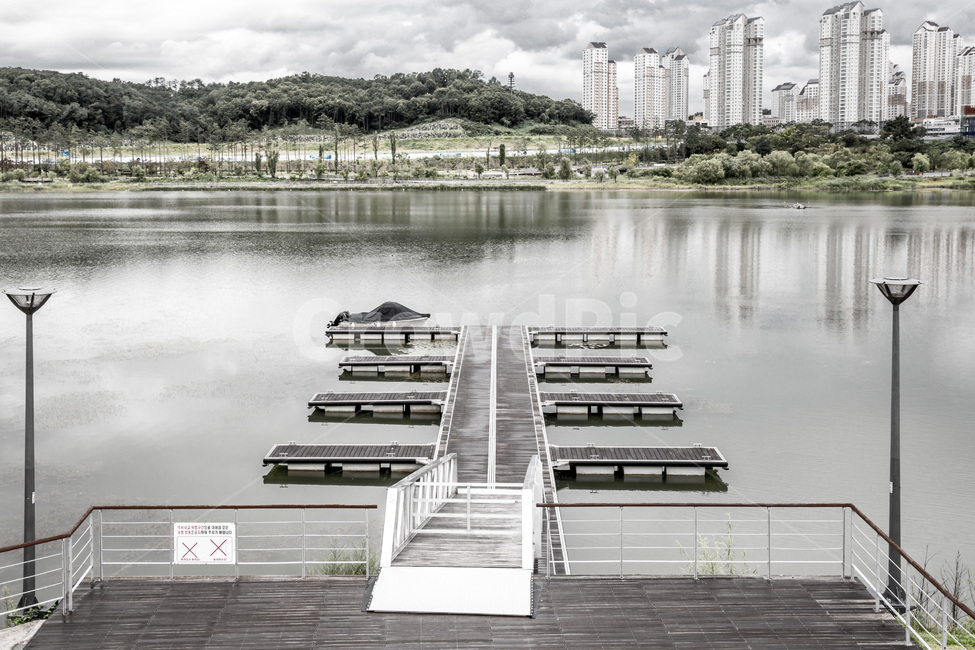 호수,공원,나루터,일상,반영,풍경,구름,도시,풍경,city,landscape,한국도시풍경,한국도시경관,korea cityscape,water,물,waterfront,워터 프론트,port,포트,dock,독,pier,교각