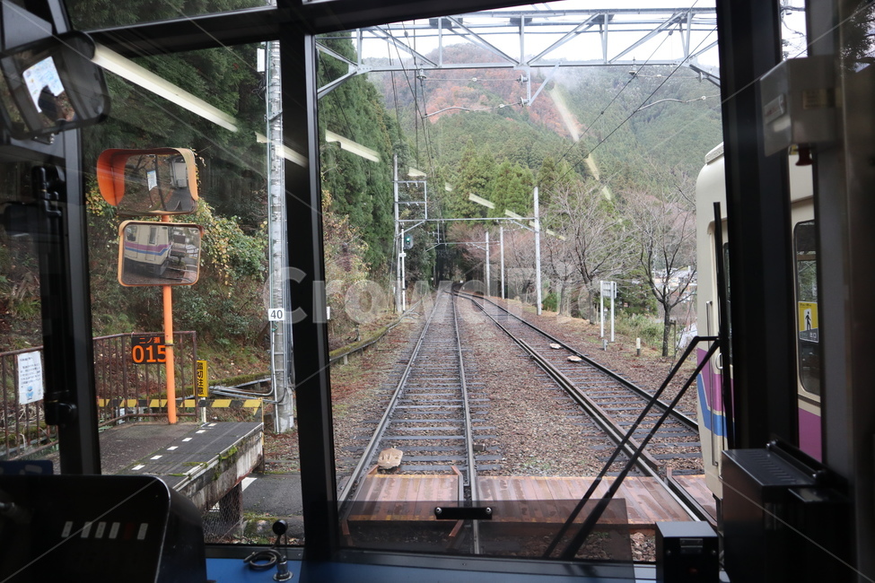 일본,자연,나무,빨간색,산책,날씨,풍경,열차,rail,railway,철도,traintrack,교통,transportation,기찻길