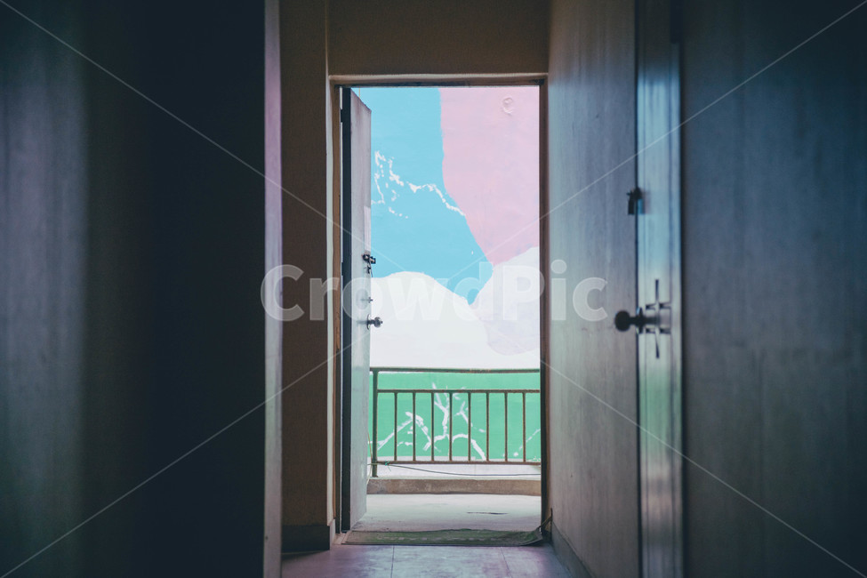 문,색감,빛,꿈,몽환,색,door,light,흰,파란,분홍,초록,color,감성,sensible,feeling,색깔,색상,색채,색감,color sense,color sensitivity,feeling of color