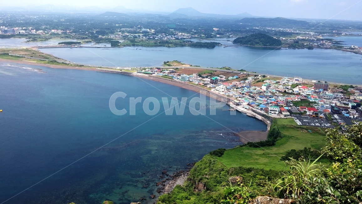 바다,sea,풍경,제주도,village,마을,view,자연,풍경,nature,landscape,한국자연풍경,한국자연경관,korea nature landscape,제주도,jeju,jeju island,도시,city,한국도시풍경,한국도시경관,korea cityscape,outdoors,옥외,경치,land,땅,scenery,water,물,ocean,대양,shoreline,해안선