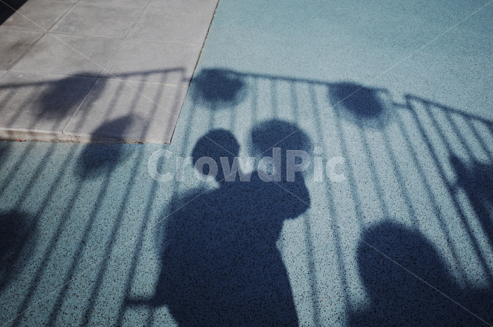 asphalt,아스팔트,바람개비,그림자,shadow,사람,people,blue,green