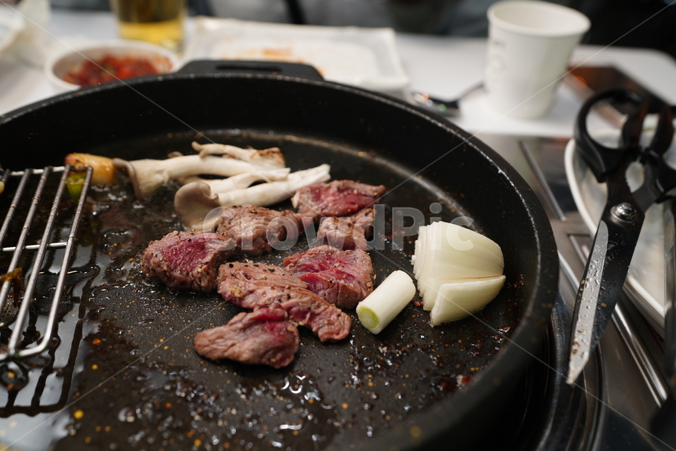 육식,스테이크,고기,등심,음식,안주,먹거리,육류,식사,food,steak,음식,식재료,요리,food,cook,meal,dishes,food reserves,육류,고기,meat