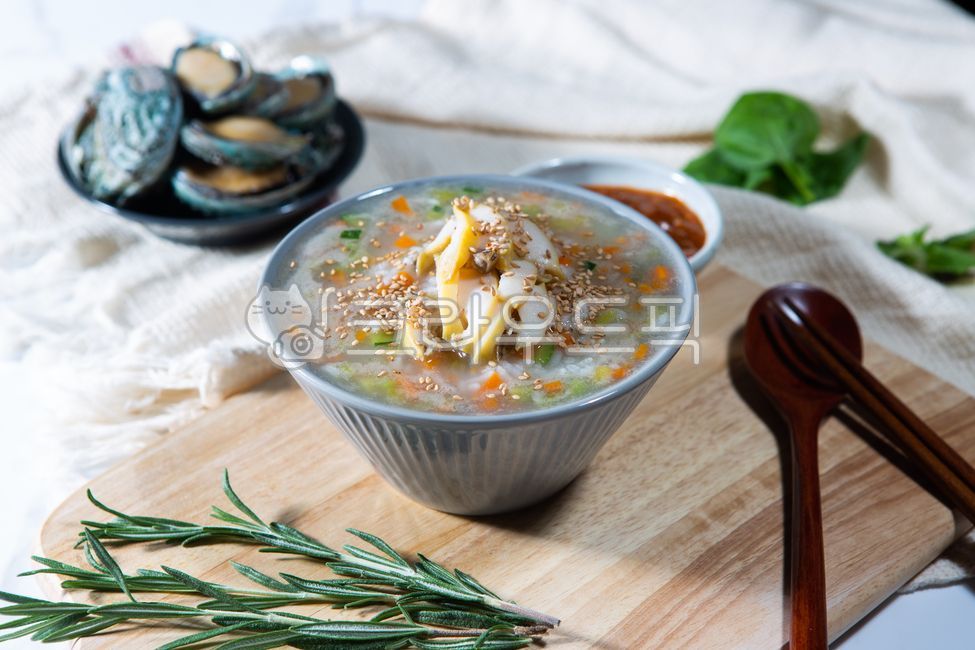 abalone porridge,Abalone Vegetable Porridge,Abalone Porridge Recipe,abalone,Making abalone porridge