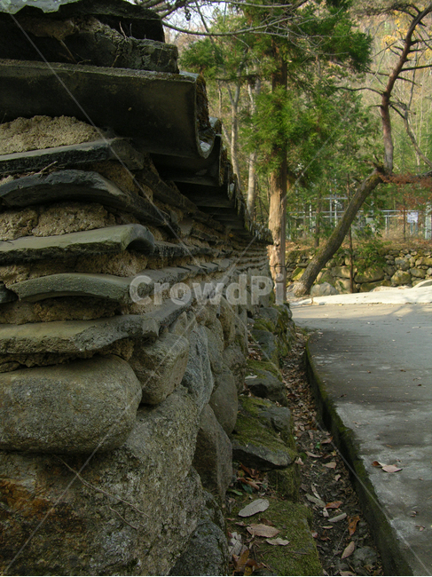 돌담,담장,돌,스톤,담,울타리,기와,자연,풍경,길,도로,한국전통,한국문화,korean traditional,korean culture,건축물,건물외관,exterior,building,structure,architecture,construction