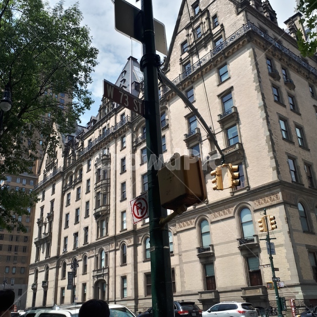 미국,america,sign,표지판,미국풍건물,전봇대,나무,하늘,sky