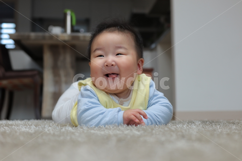 아들,아기,웃음,행복,가족,사랑,호기심,사람,인물,인간,human,person,얼굴표정,facial expression,face,영유아,아기,애기,아이,infants,baby,감정표현,기분,feeling,emotion