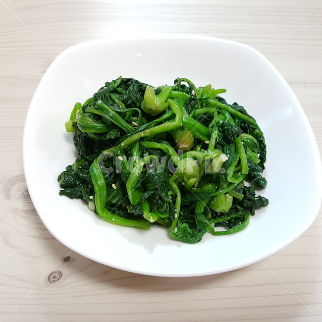 시금치무침,시금치,시금치요리,반찬,무침