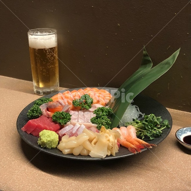 연어,참치회,회,스시,사시미,음식,요리,food,맥주,음식,식재료,요리,food,cook,meal,dishes,food reserves,일식,일본음식,일본요리,Japanese food,Japanese dishes,Japanese meal,Japanese cook,술,주류,alcohol