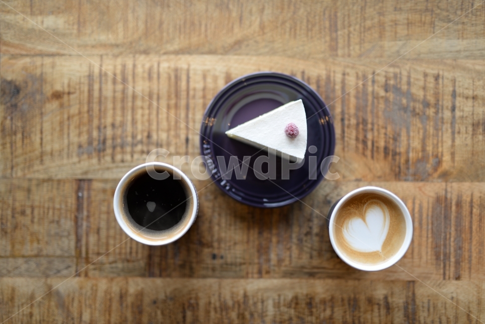 커피,케익,디저트,카페,라떼,카페라떼,라떼아트,coffee,cafe,cake,desert,여유,휴식,만남,대화,원목,디저트,간식,후식,dessert,snack,커피,카페,coffee,cafe
