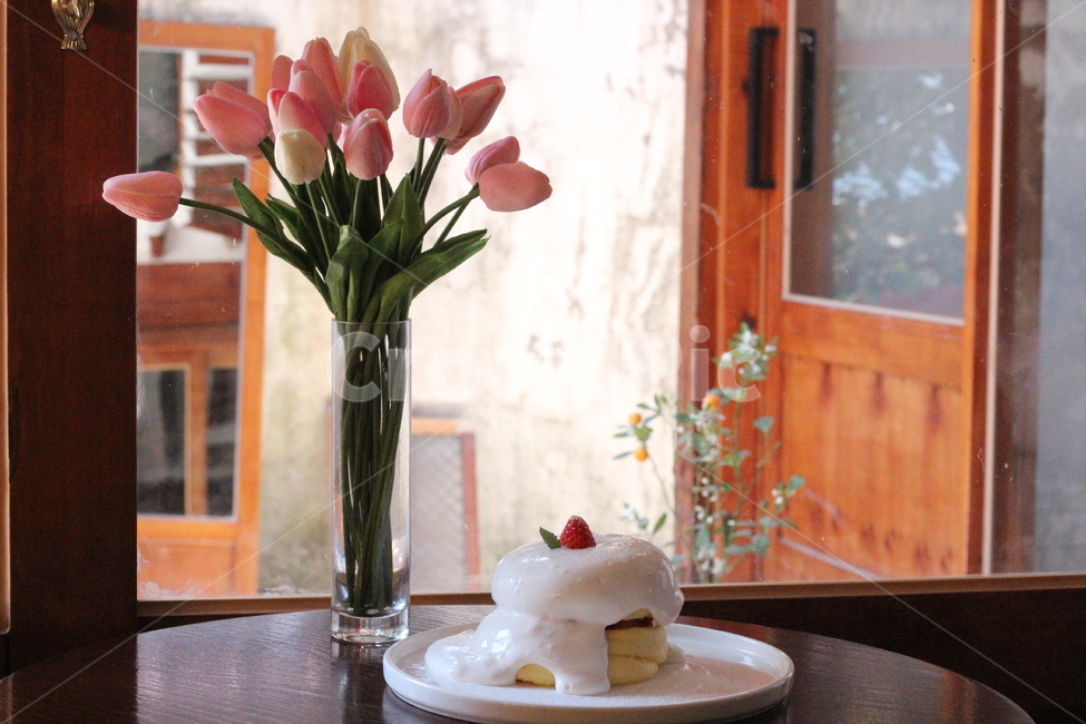 튤립,카페,디저트,한옥,꽃,음식,식재료,요리,food,cook,meal,dishes,food reserves,디저트,간식,후식,dessert,snack