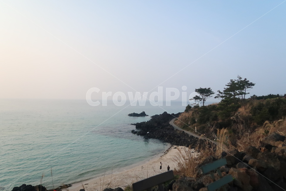 제주도,제주도바다,바다,바닷가,바닷물,하늘,해안,여름바다,jeju,jejudo,jejuisland,sea,sky,beach,water,물,shoreline,해안선,nature,자연