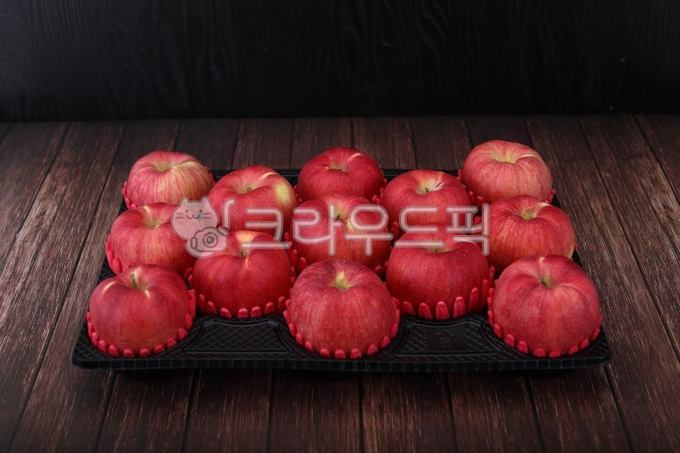 Apples,gift apples,fruit,apple set,red apples