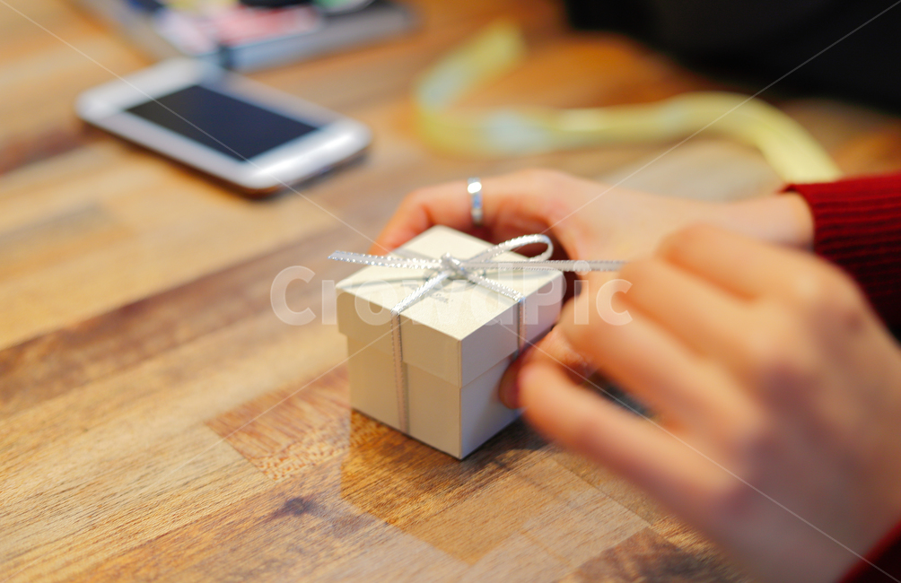 보석,선물,보석상자,개봉기,쥬얼리,기념일,축하,anniversary,congratulation,celebrate,celebration